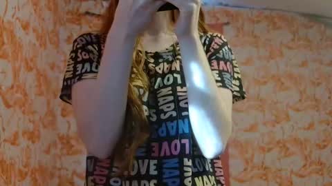 Erika online show from 11.06.25