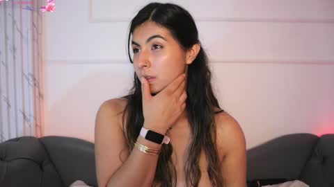  Transmission schedule Monday - Friday 715 am to 200 pm time Colombia  online show from 03.06.25