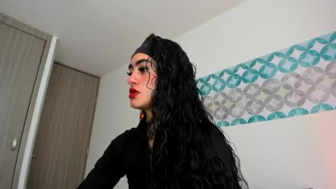 S H E L S Y online show from 04.28.26