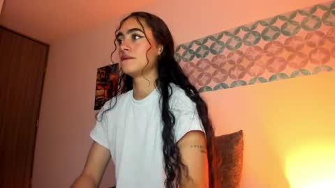 S H E L S Y online show from 04.29.26