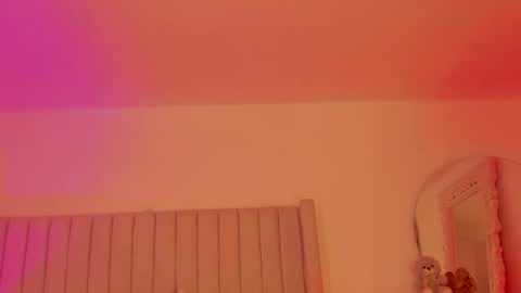 shelynna_azzul online show from 02.14.26