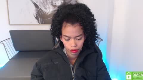 Snapshot of shenna_brunette_ chatting on 01.26.25 Shenna online show from 01.26.25