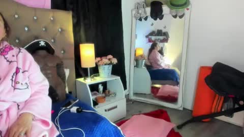 Snapshot of sherahade chatting on 03.04.25 shera hade online show from 03.04.25