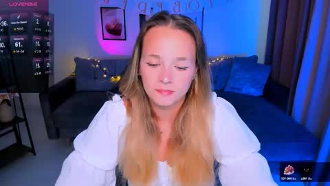 Snapshot of sherill_brill chatting on 10.05.25 Sheril online show from 10.05.25