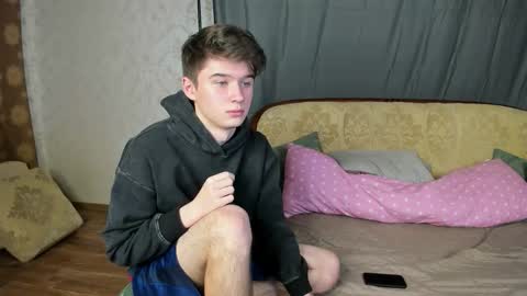 Max online show from 10.15.25