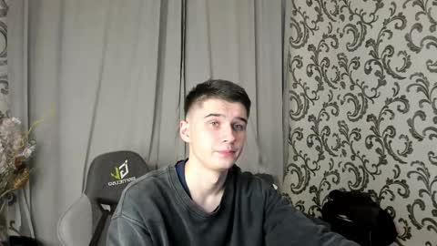 Max online show from 11.08.25