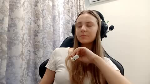 Lisa online show from 12.19.25