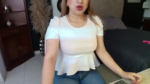 sheryl_jones online show from 05.19.26
