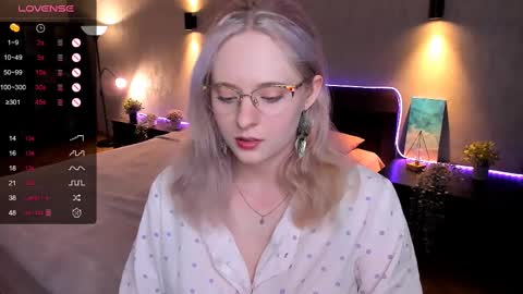 Hello guys my name is Aemilia online show from 02.12.25