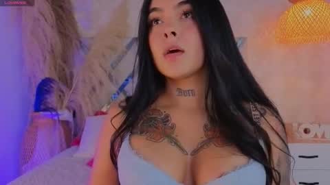 shimmer_lure online show from 10.25.25