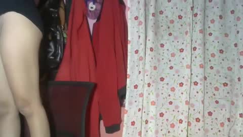 shimmering_kate online show from 01.13.25