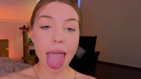 Abby online show from 06.25.26