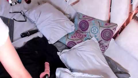 Shine online show from 02.12.26