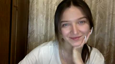 Snapshot of shining_pearl chatting on 02.25.25 Jesica online show from 02.25.25