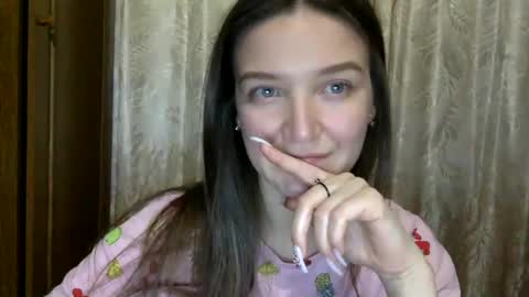 Snapshot of shining_pearl chatting on 02.27.25 Jesica online show from 02.27.25