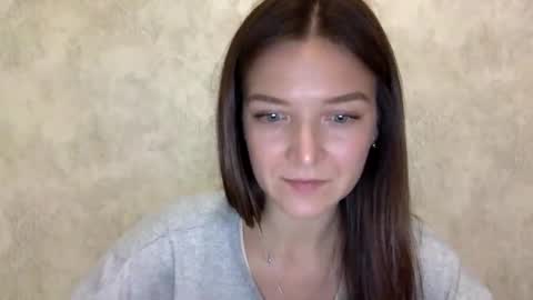 Snapshot of shining_pearl chatting on 10.22.25 Jesica online show from 10.22.25