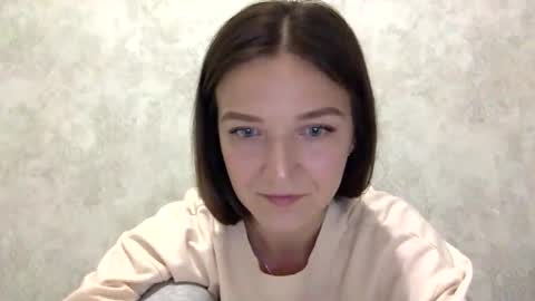 Snapshot of shining_pearl chatting on 11.04.25 Jesica online show from 11.04.25