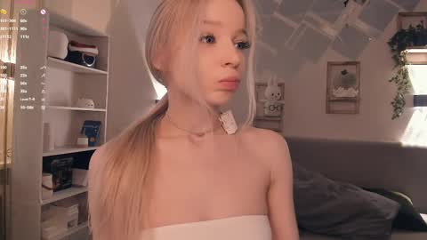 Stella  online show from 04.02.26