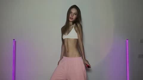 Nika online show from 12.28.24