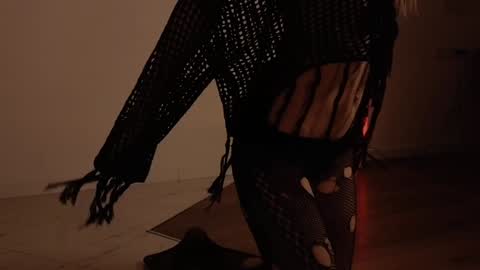 Nika online show from 01.03.25