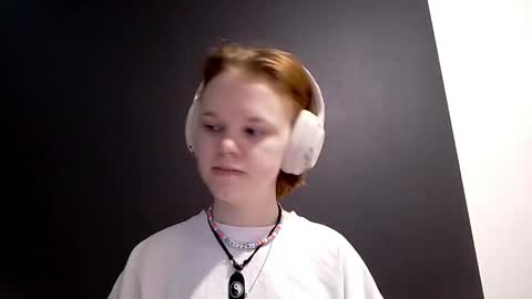 Snapshot of shinpestano chatting on 02.08.26 Emma online show from 02.08.26