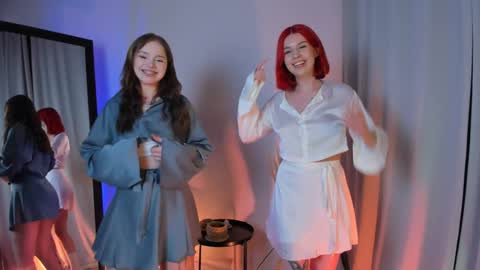 Snapshot of shiny_bell chatting on 01.21.25 Bell 3 Next broadcast online show from 01.21.25