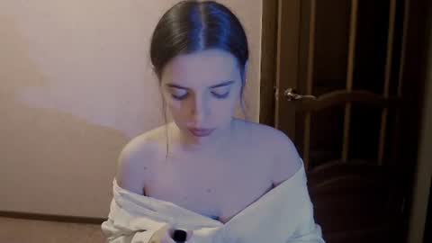 shiraha___rafieru online show from 09.10.25