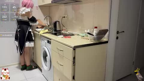 Im Lilu Rosenblum  Guys I have   ----Ill be glad to see you there online show from 10.17.25