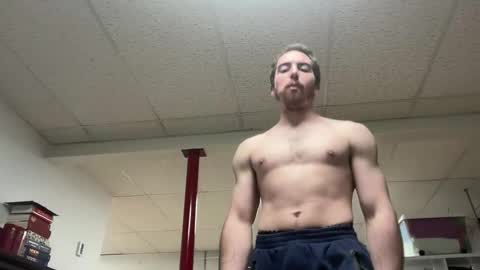 shirtlesshunk15 online show from 04.21.26