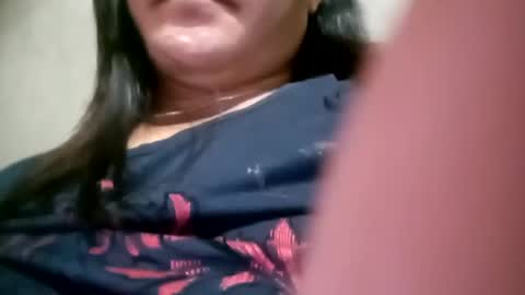 Snapshot of shomaigirl chatting on 01.18.25 Fiona online show from 01.18.25