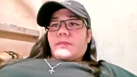 Snapshot of shomaigirl chatting on 02.18.25 Fiona online show from 02.18.25