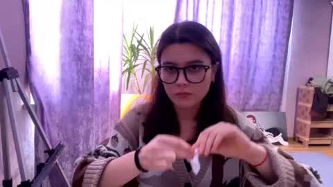 Snapshot of shontagrabowski chatting on 02.04.26 Marie online show from 02.04.26