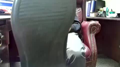 nikolas send dm for an appointment online show from 01.09.25