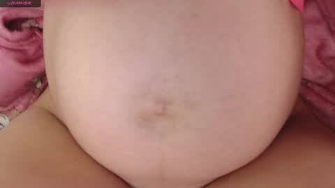 Snapshot of shopiagarcia_ chatting on 03.08.25 lamai online show from 03.08.25