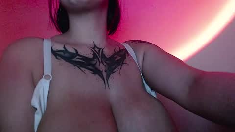 Shopie Hank  online show from 12.27.24