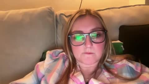 short sweetpea online show from 03.04.25