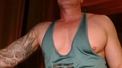 Snapshot of show_on_for_you chatting on 10.17.25 show_on_for_you online show from 10.17.25