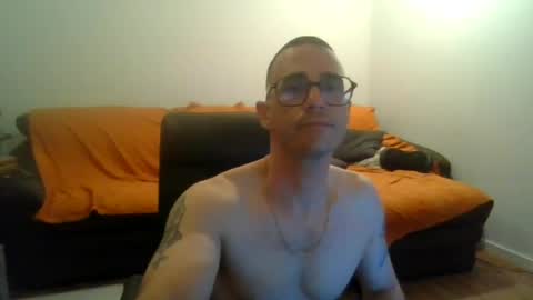 Snapshot of showherenow chatting on 06.21.26 showherenow online show from 06.21.26
