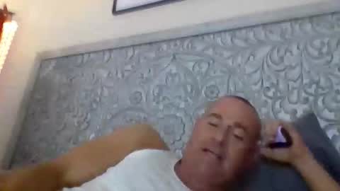 Red4040 online show from 11.17.25