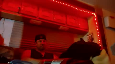 Snapshot of showman8823 chatting on 11.30.25 showman8823 online show from 11.30.25