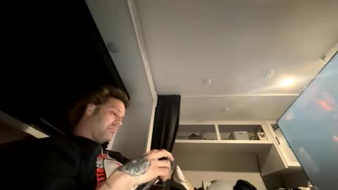 Snapshot of shred4dayz420 chatting on 03.17.26 shred4dayz420 online show from 03.17.26