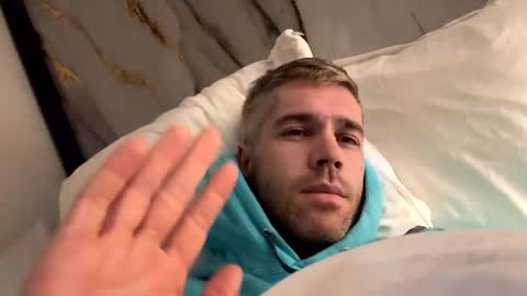 Snapshot of shreddylong chatting on 11.17.25 shreddylong online show from 11.17.25