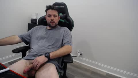 Snapshot of shroomhead5 chatting on 02.01.25 shroom online show from 02.01.25