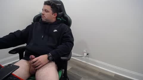 Snapshot of shroomhead5 chatting on 02.03.25 shroom online show from 02.03.25