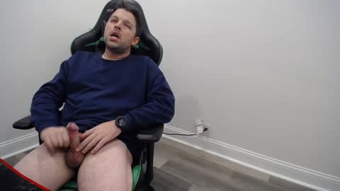 Snapshot of shroomhead5 chatting on 02.04.25 shroom online show from 02.04.25