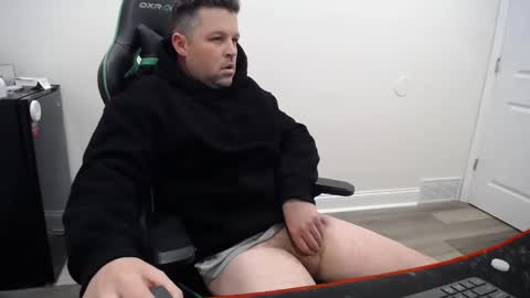 Snapshot of shroomhead5 chatting on 02.27.25 shroom online show from 02.27.25