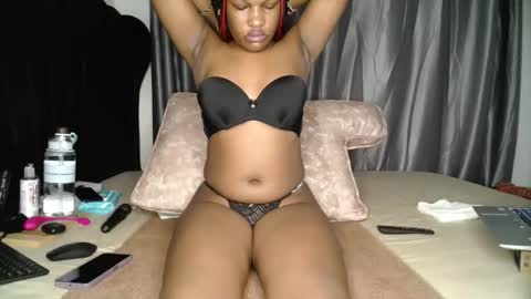 EVA online show from 01.08.25