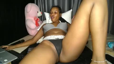 EVA online show from 02.08.25