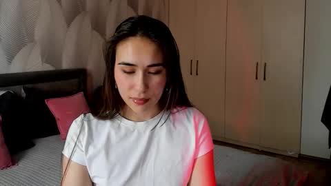 Mika online show from 03.24.26