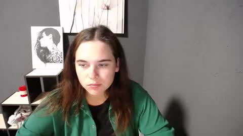 Snapshot of shy_lil chatting on 09.09.25 shy_lil online show from 09.09.25